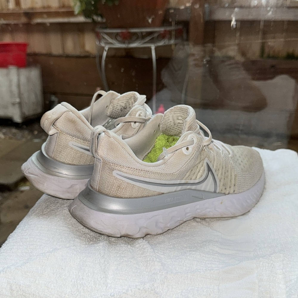 Nike Infinity React 2 - image 5